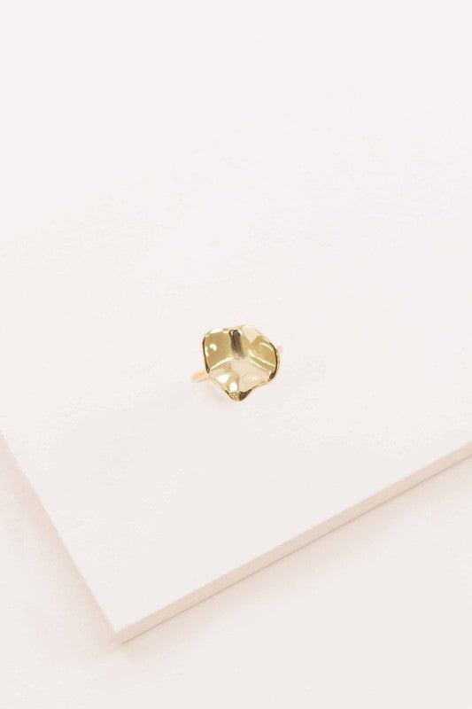 Hammered Circle Ring - Sunday Golden