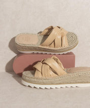 Rebel Sue - Strappy Platform Sandal - Sunday Golden