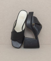 Carmen - Chunky Platform Mule Heel - Sunday Golden