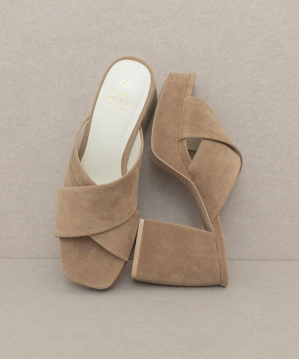 Carmen - Chunky Platform Mule Heel - Sunday Golden