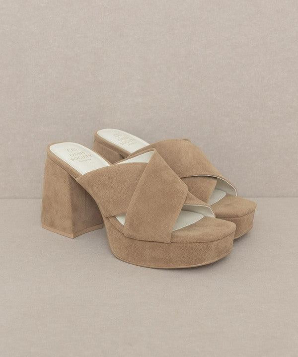 Carmen - Chunky Platform Mule Heel - Sunday Golden