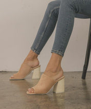 Kathleen - Block Heel Slides - Sunday Golden
