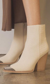 OASIS SOCIETY Zion - Bootie with Etched Metal Toe - Sunday Golden