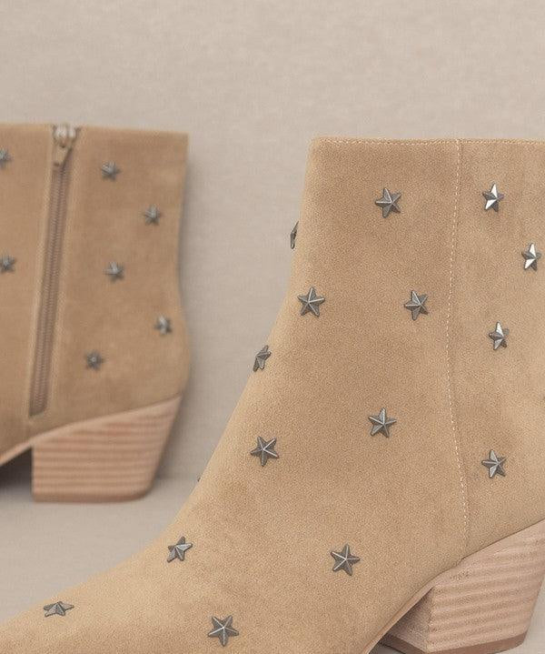Ivanna - Star Studded Western Boots - Sunday Golden