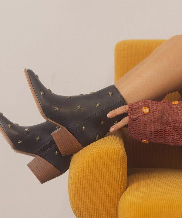 Ivanna - Star Studded Western Boots - Sunday Golden