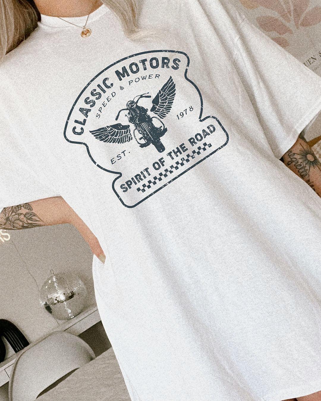 Classic Motors | Classic Fit Tee - Sunday Golden