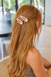 Teardrop Hair Clips (2) . Pink Shell. 2 hair clips in pink shell.