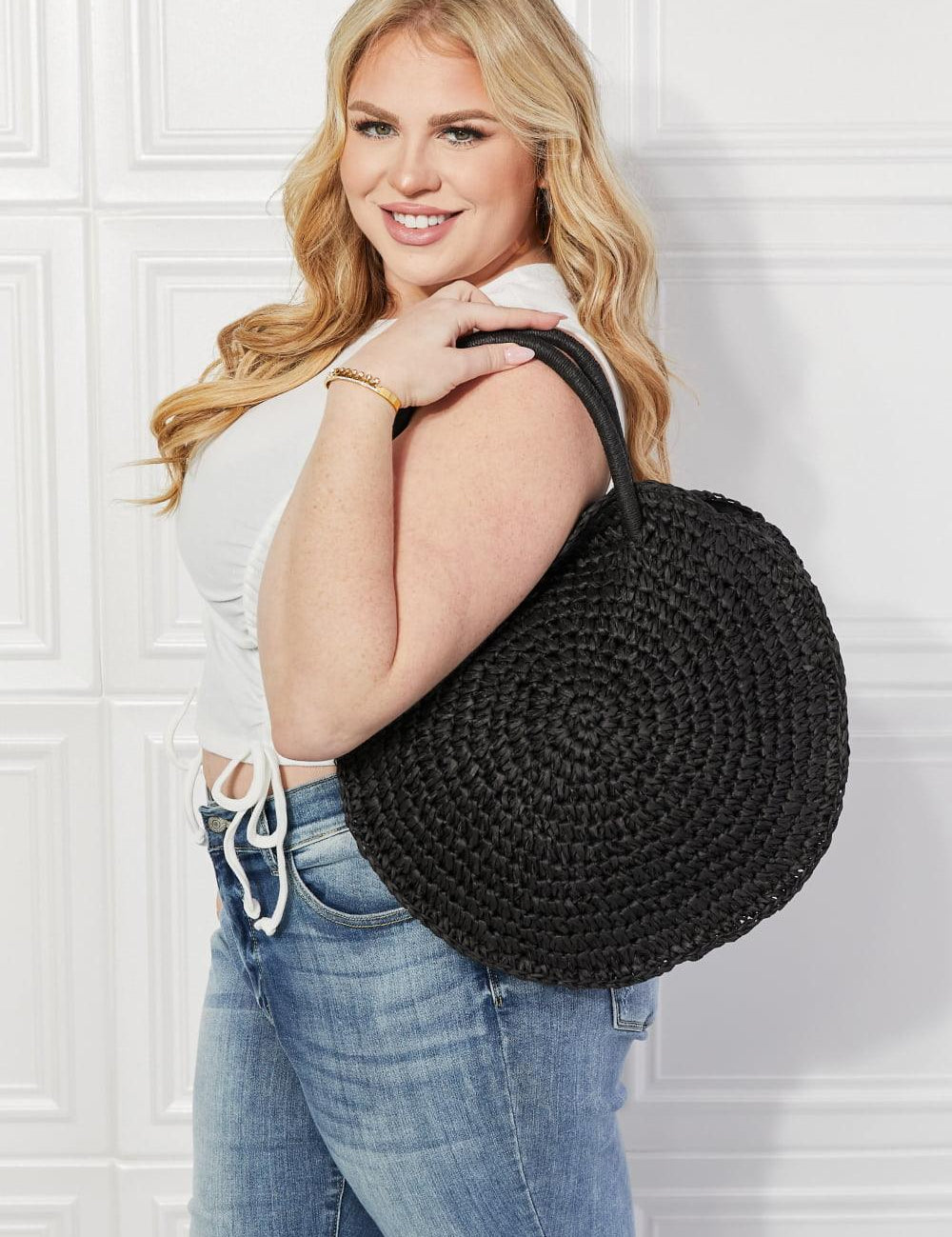Date Night Straw Rattan Handbag in Black - Sunday Golden