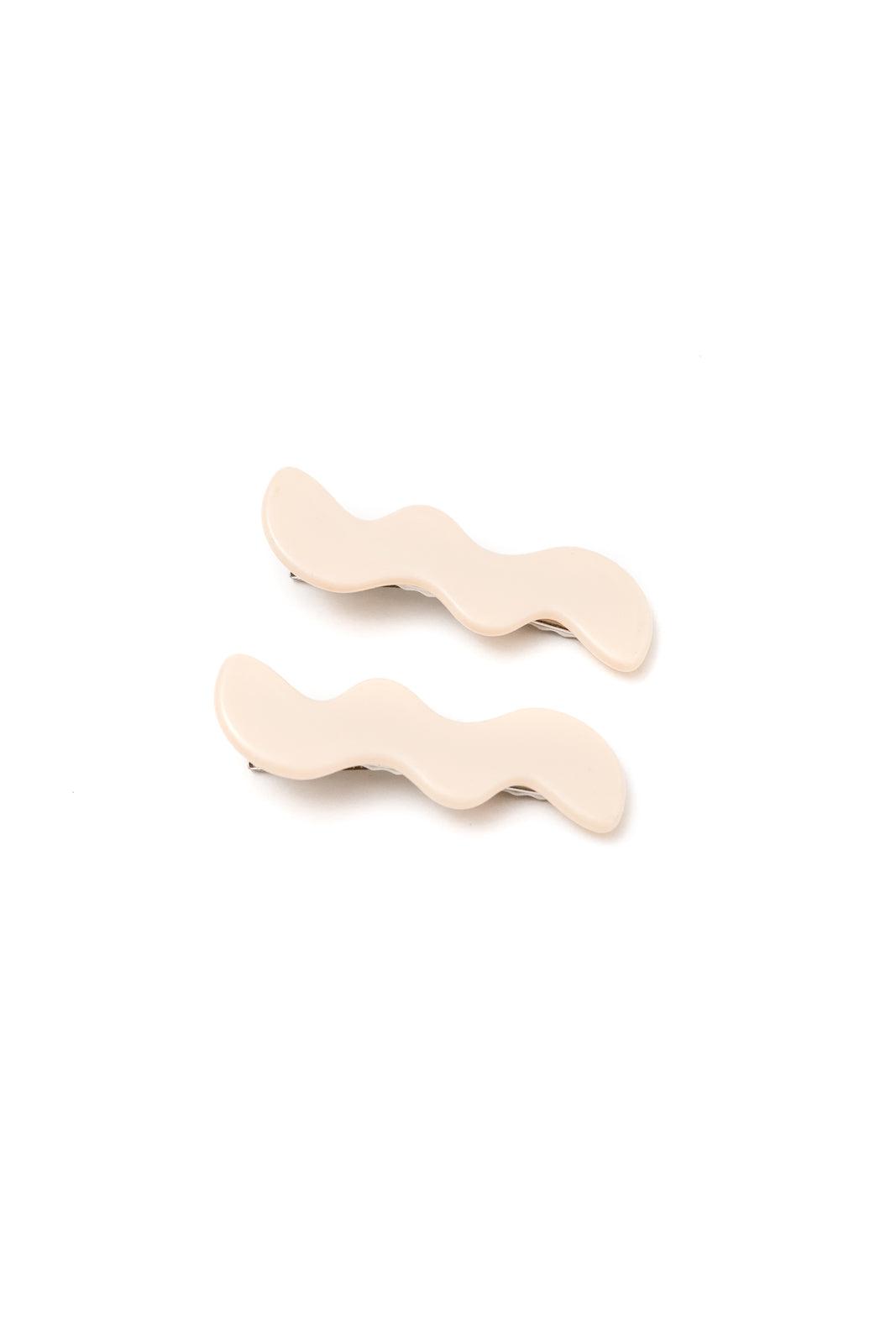 Wavy Clip Set in Cream - Sunday Golden
